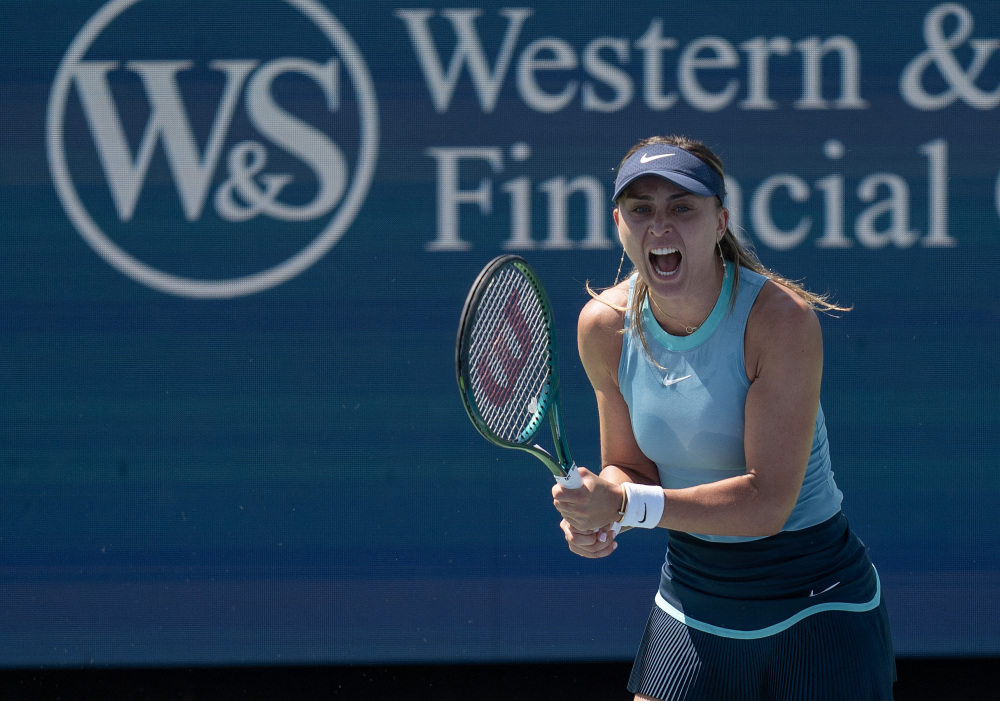 他通过短暂 他通过短暂