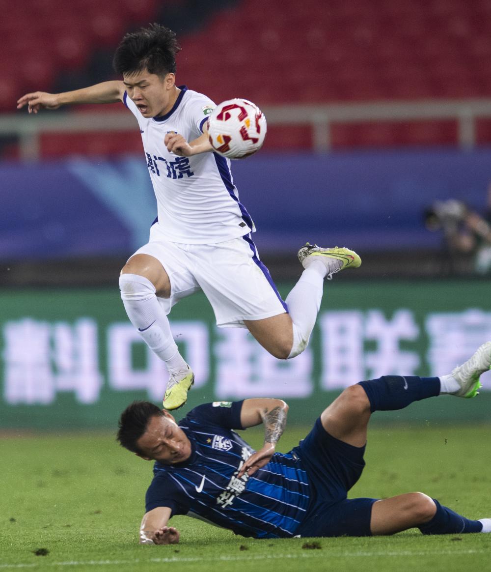 热衷于网球 热衷于网球