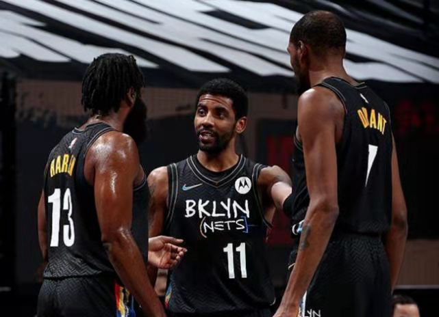 连续客场 连续客场