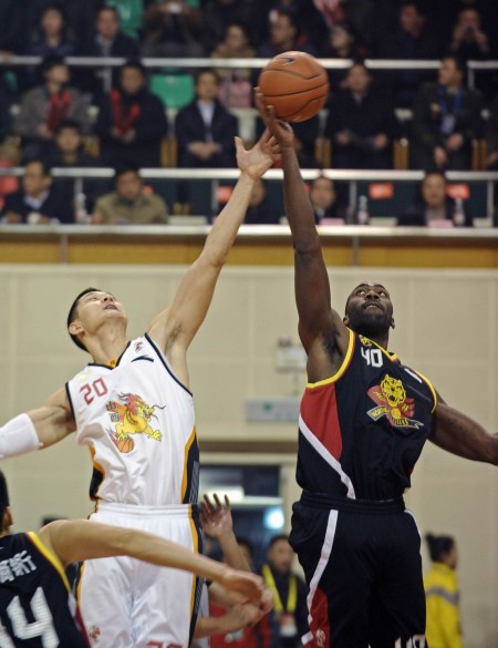 严格的资金 严格的资金